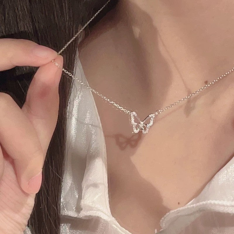 Titanium Steel Necklace Female Niche Design Hot Girl Short Pearl