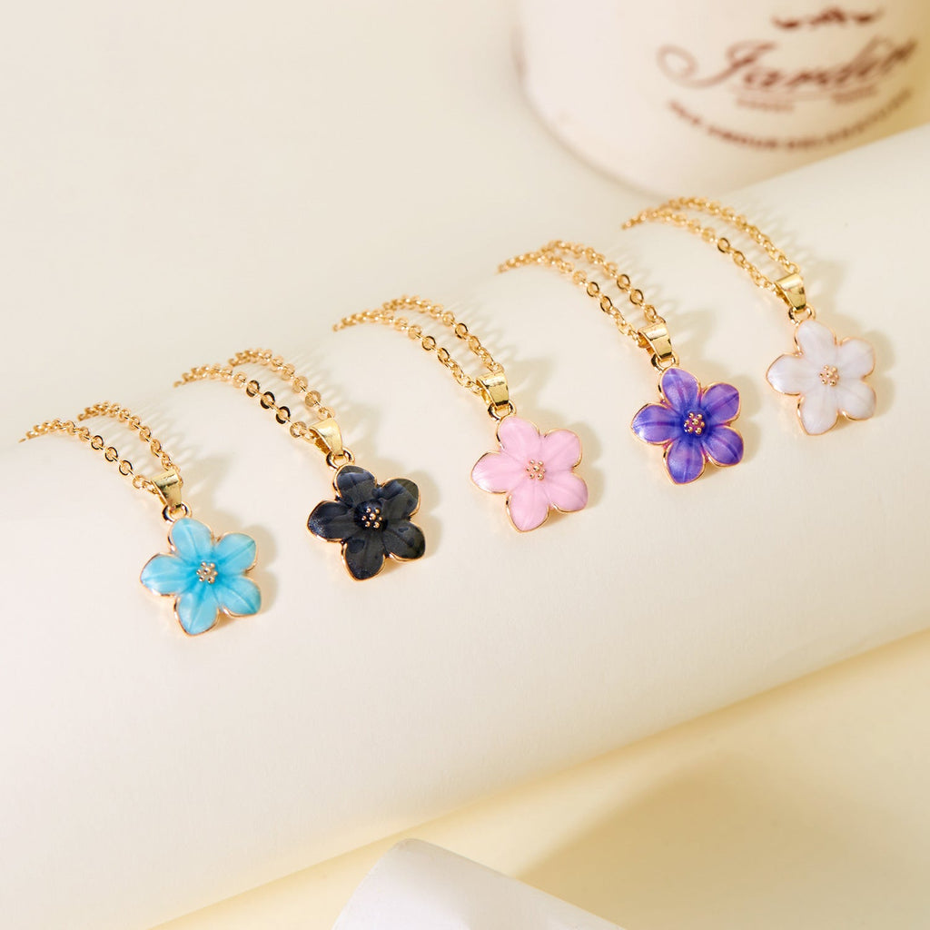 Elegant Cherry Blossom Clavicle Chain For Women
