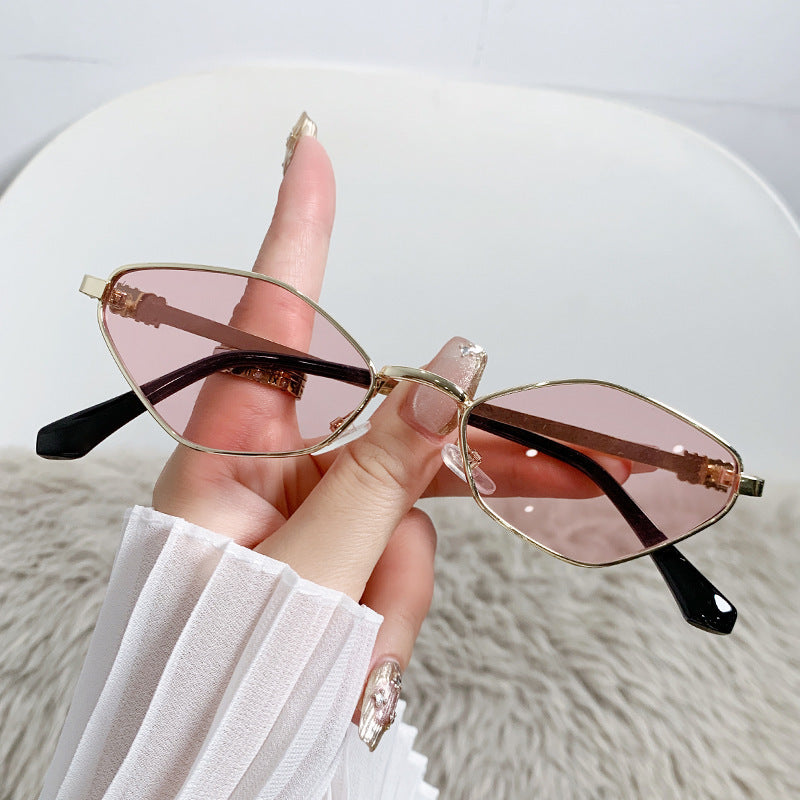 Metal Small Frame Rhombus Cat Eye Sunglasses