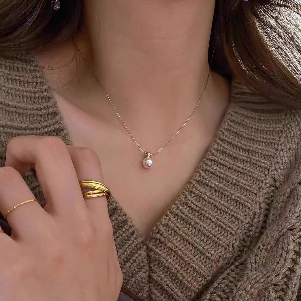 Titanium Steel Necklace Female Niche Design Hot Girl Short Pearl